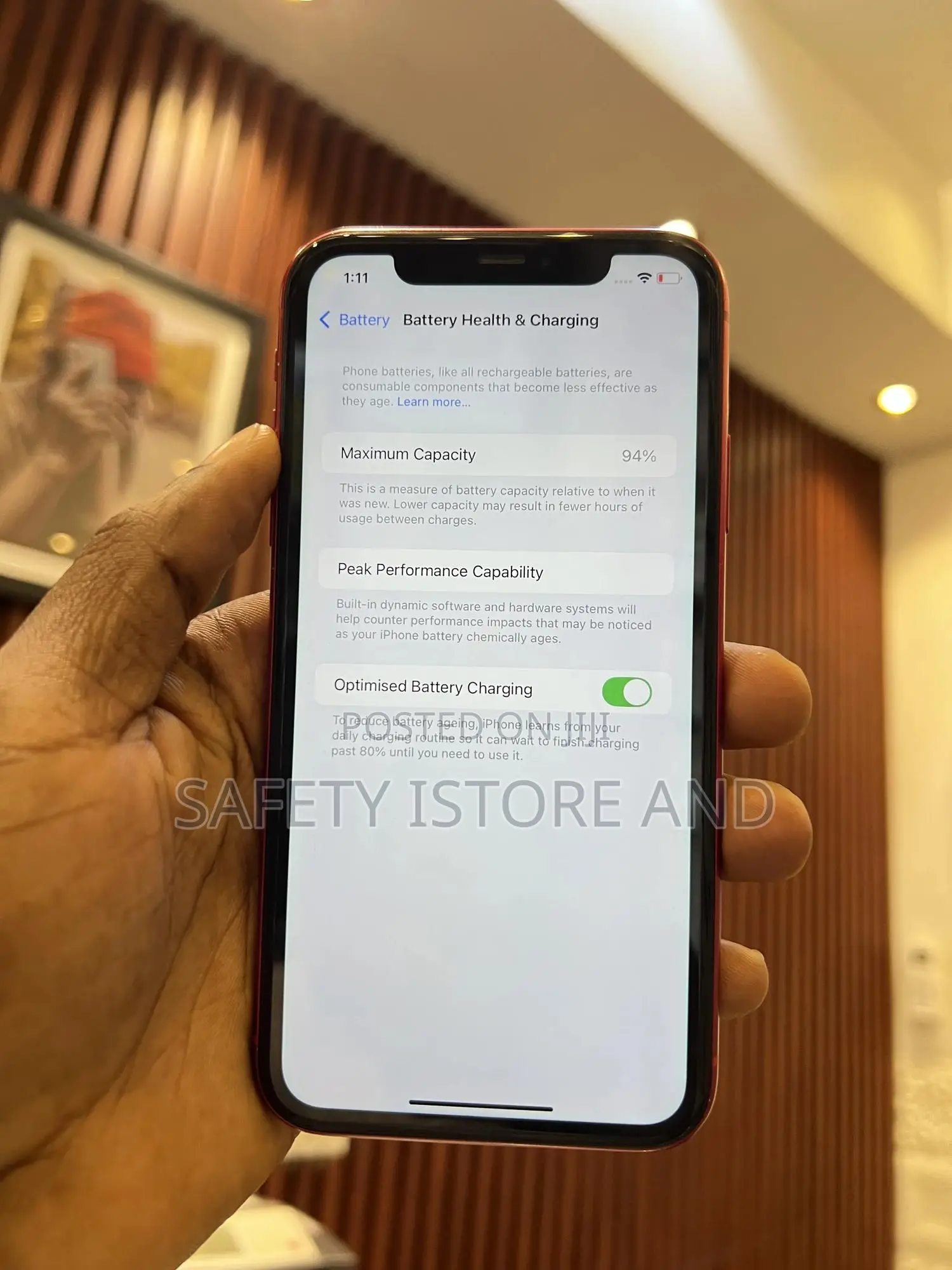 New Apple iPhone 11 128 GB Red