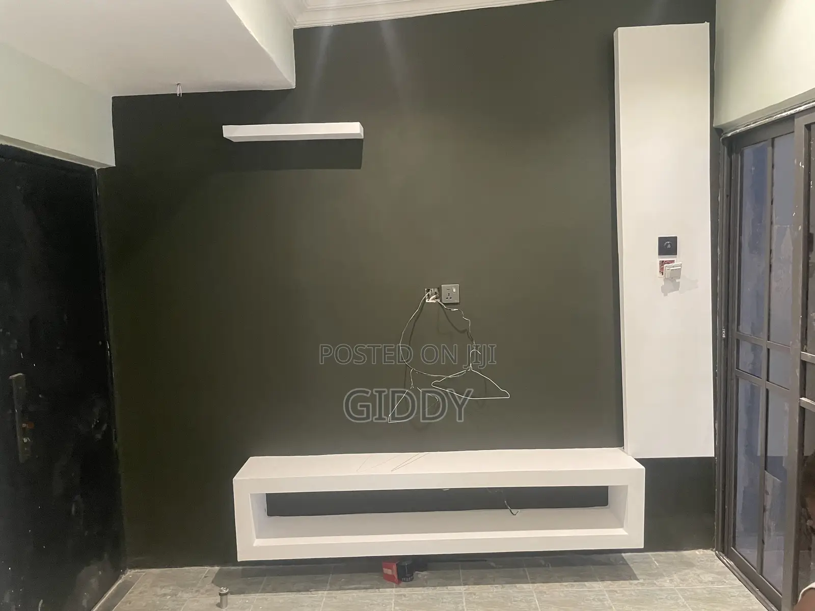 Professional Painter, Wallpapers Installation Service