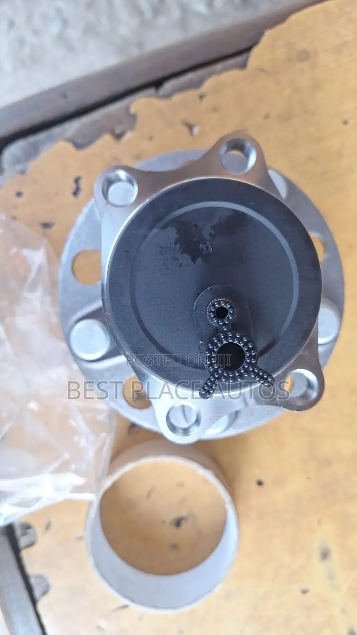 Dodge Caliber 2009 Hub