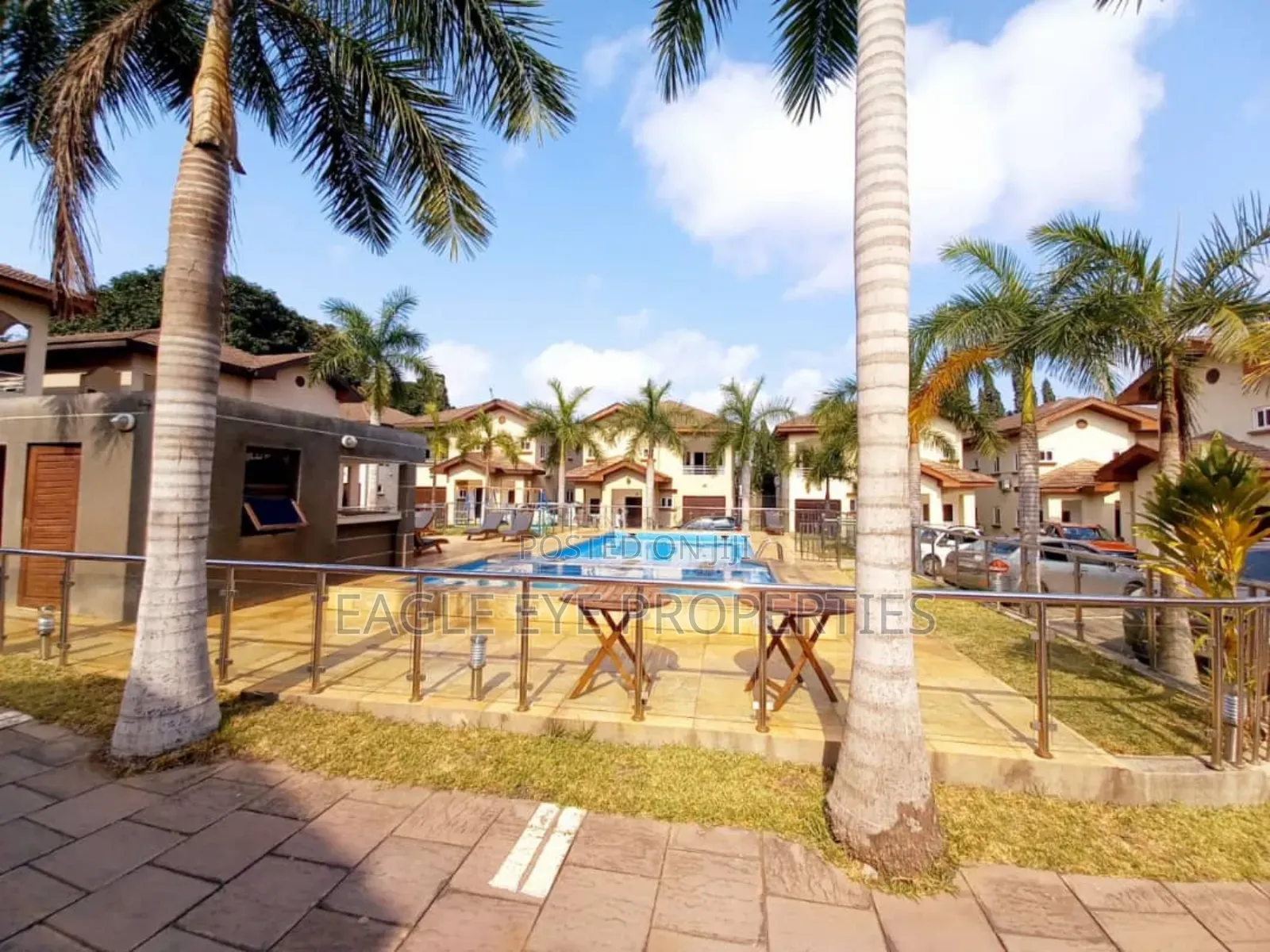 4bdrm Townhouse/Terrace in Airport Residential Area for sale