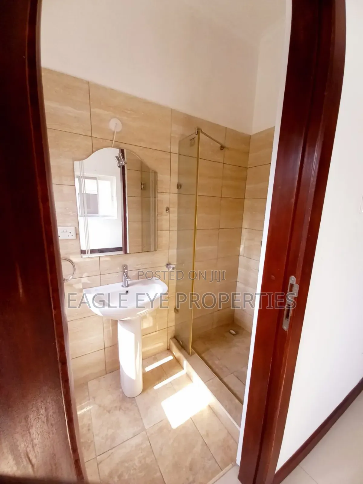 4bdrm Townhouse/Terrace in Airport Residential Area for sale