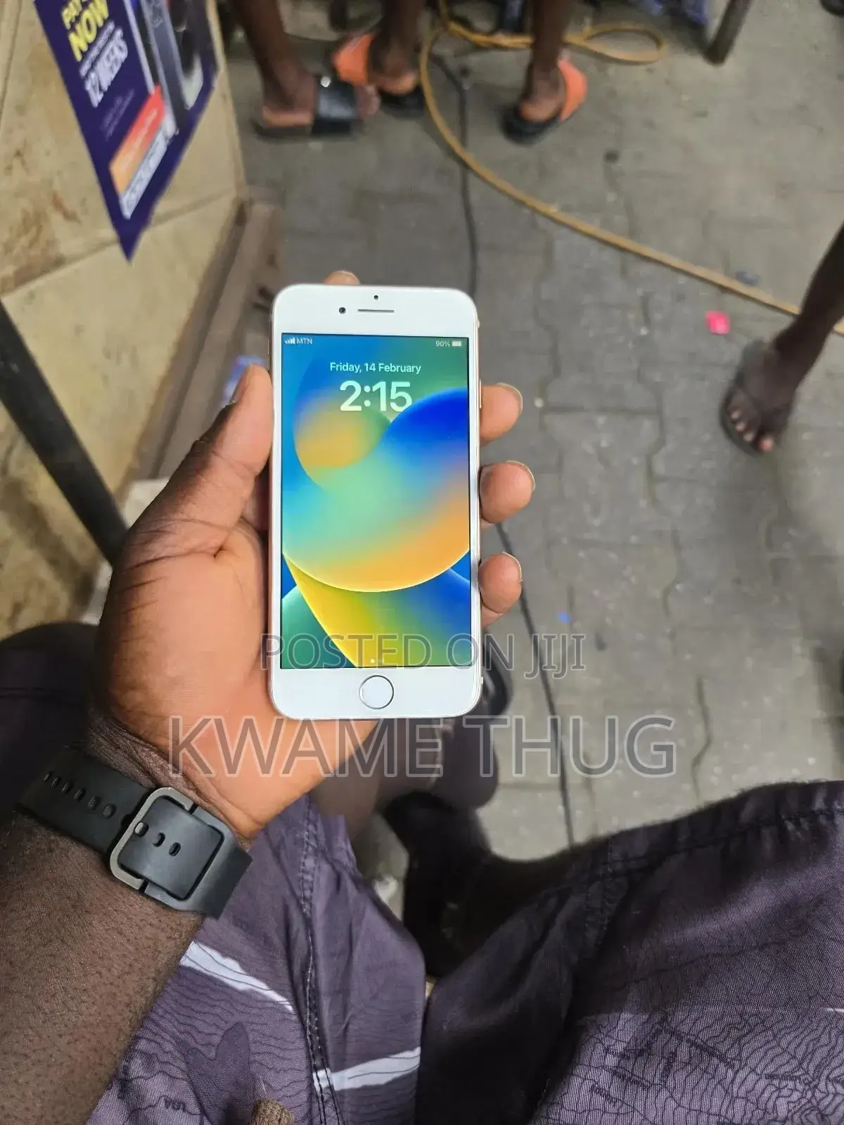 New Apple iPhone 8 64 GB Gold