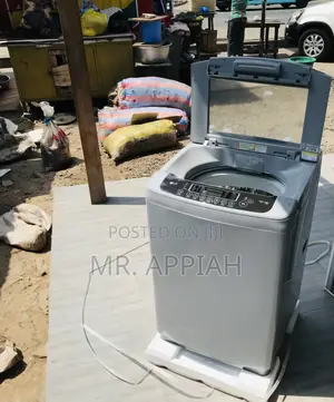 Efficient LG 13kg Fully Automatic Electric Washing Machine.