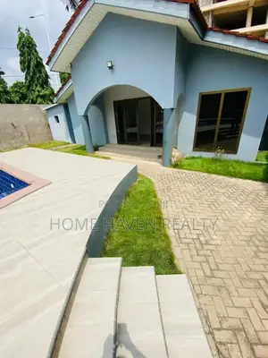5bdrm House in Dzorwulu for rent