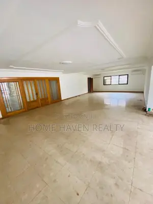 5bdrm House in Dzorwulu for rent
