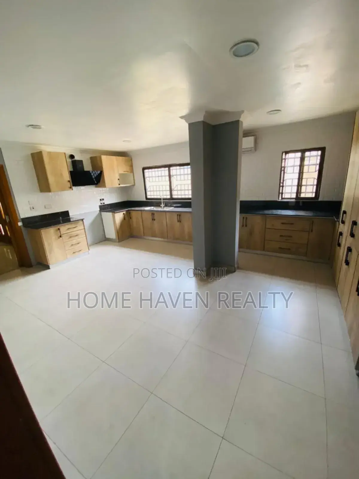 5bdrm House in Dzorwulu for rent