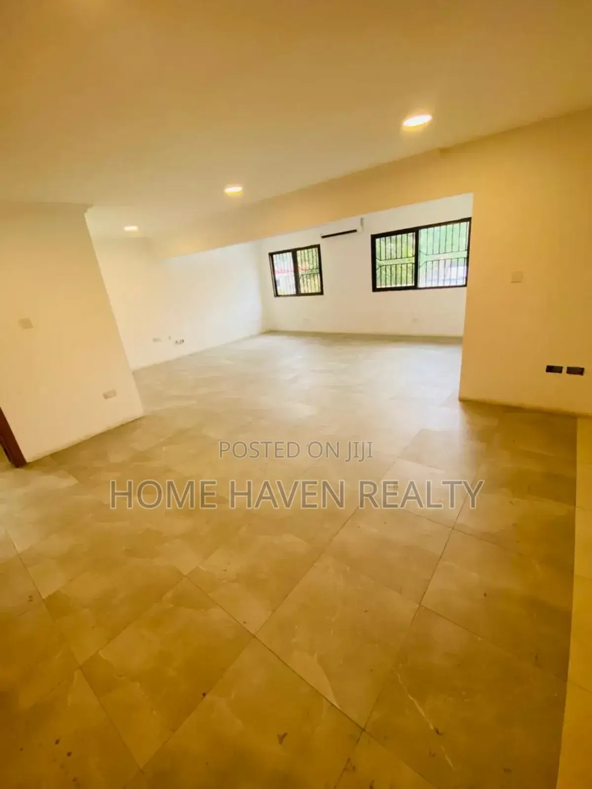 5bdrm House in Dzorwulu for rent