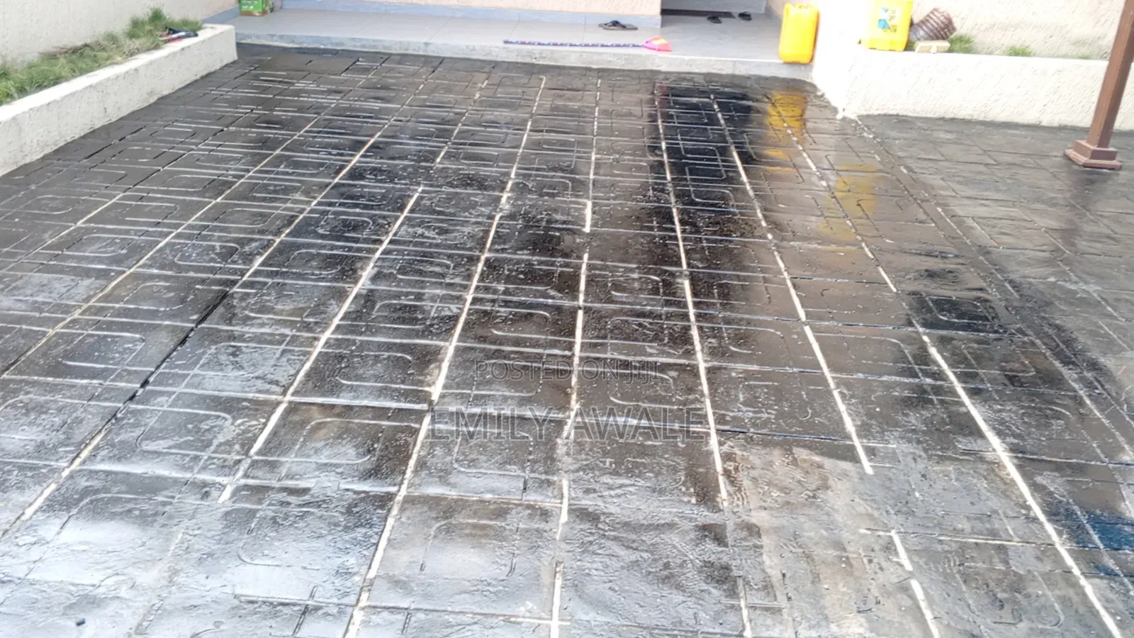 Pavement Polish