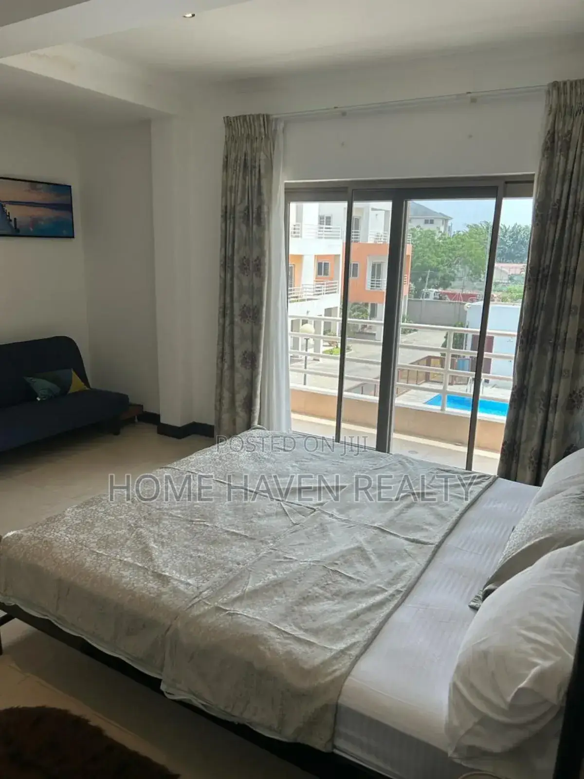 Furnished 5bdrm Townhouse / Terrace in Airport Residentials for rent