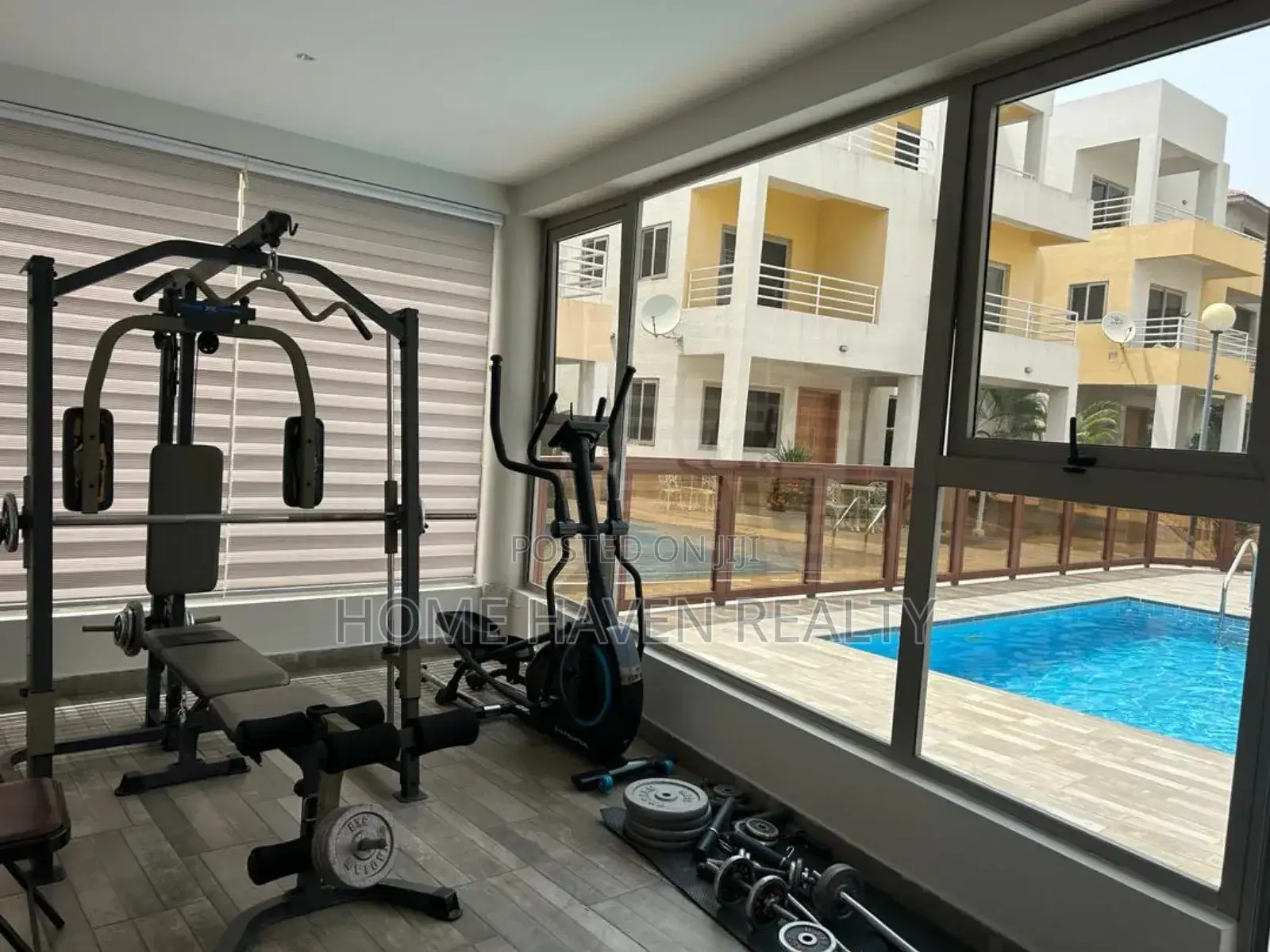 Furnished 5bdrm Townhouse / Terrace in Airport Residentials for rent