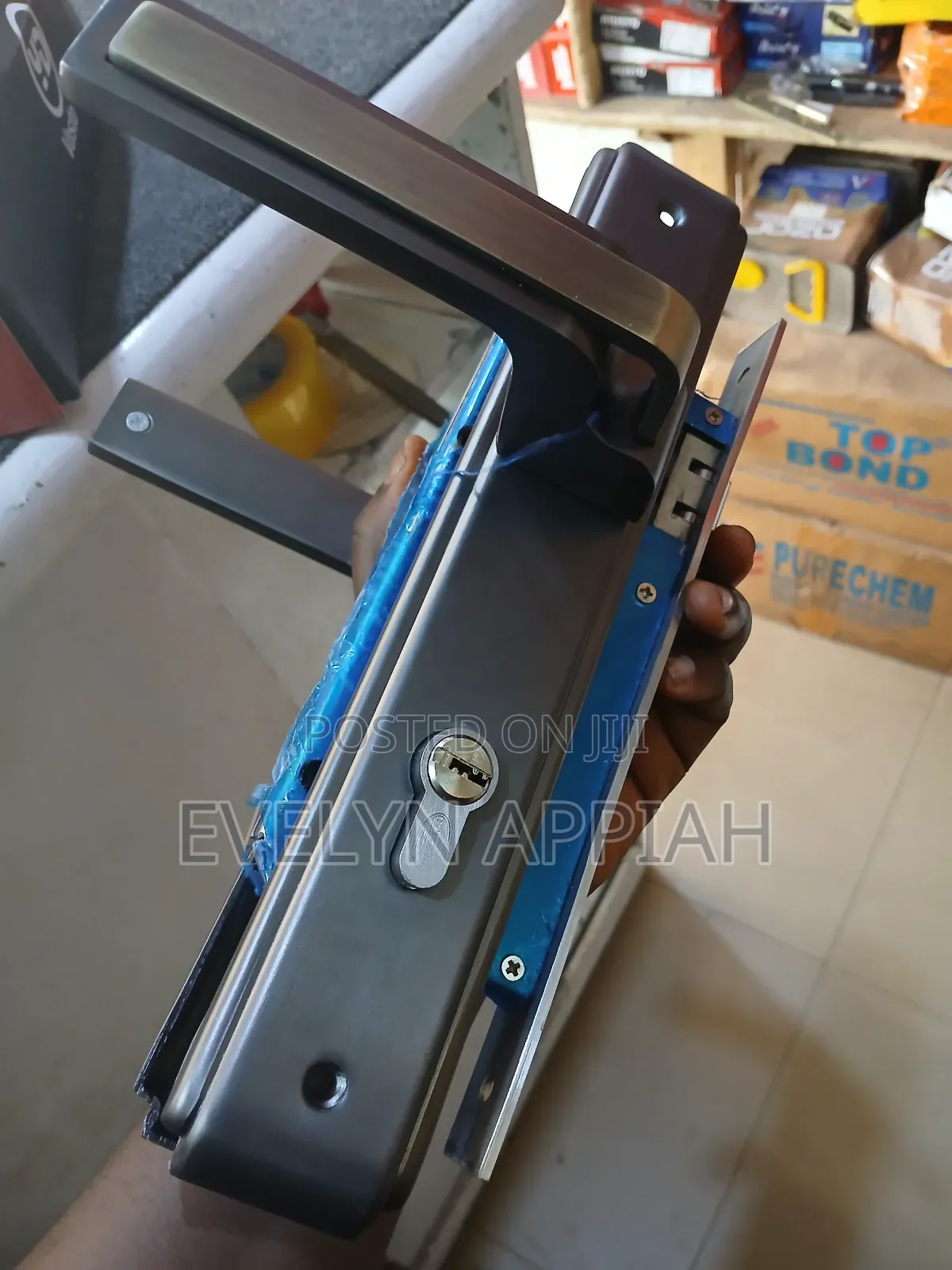 Vasto High Quality Door Lock With Bras Keys