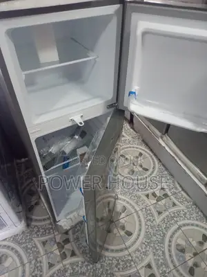 Super Westpool Fridge 138 Liter's Top Freezer Fridge