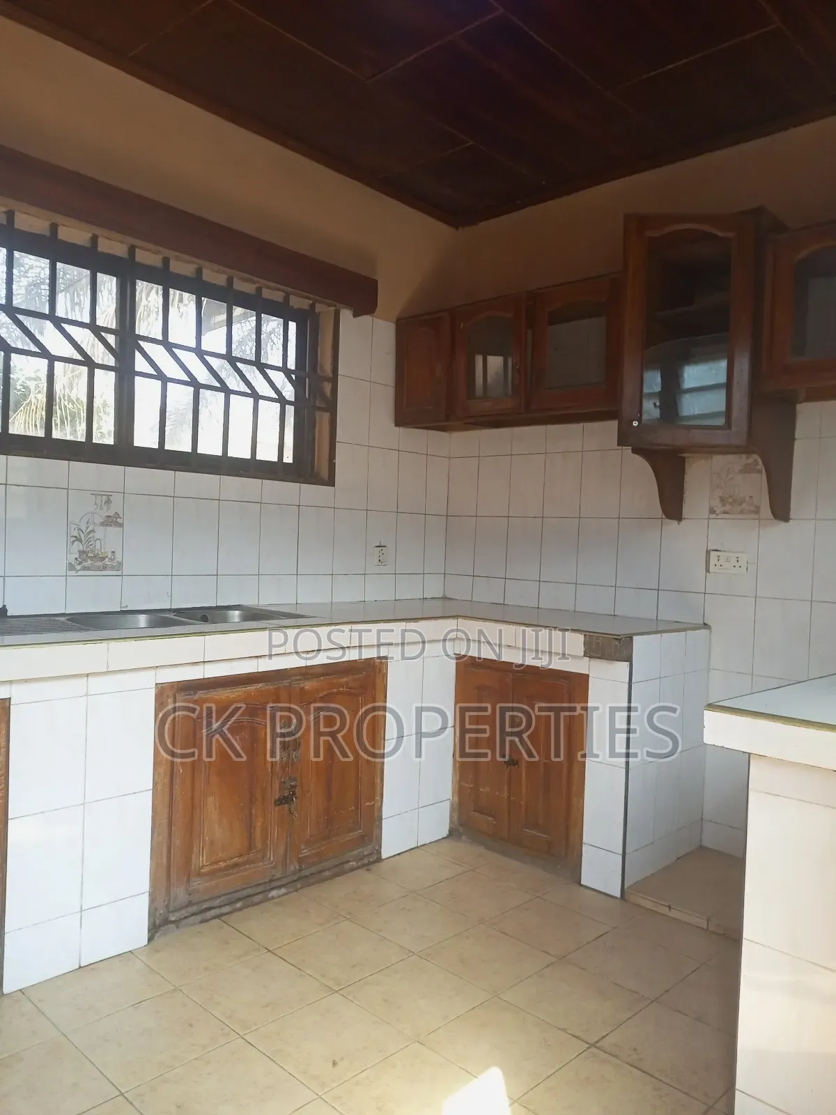 Mini Flat in Dome for rent