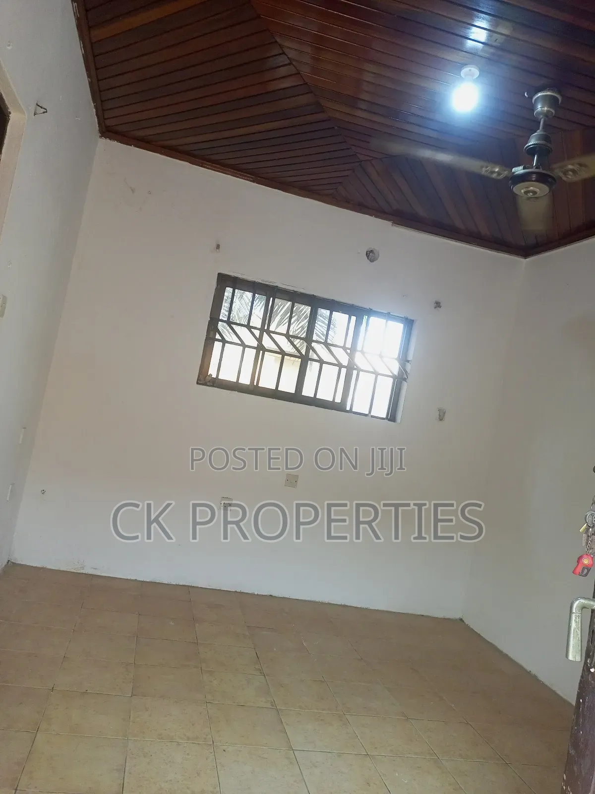 Mini Flat in Dome for rent