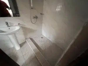 3bdrm Apartment in Skm Property, North Legon for rent