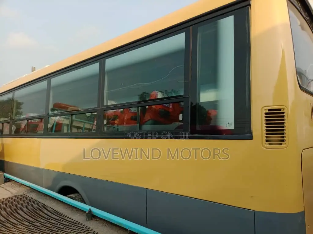 Hyundai Aero City 2014 Yellow