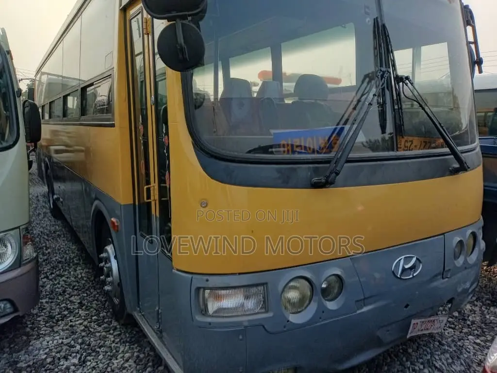 Hyundai Aero City 2014 Yellow