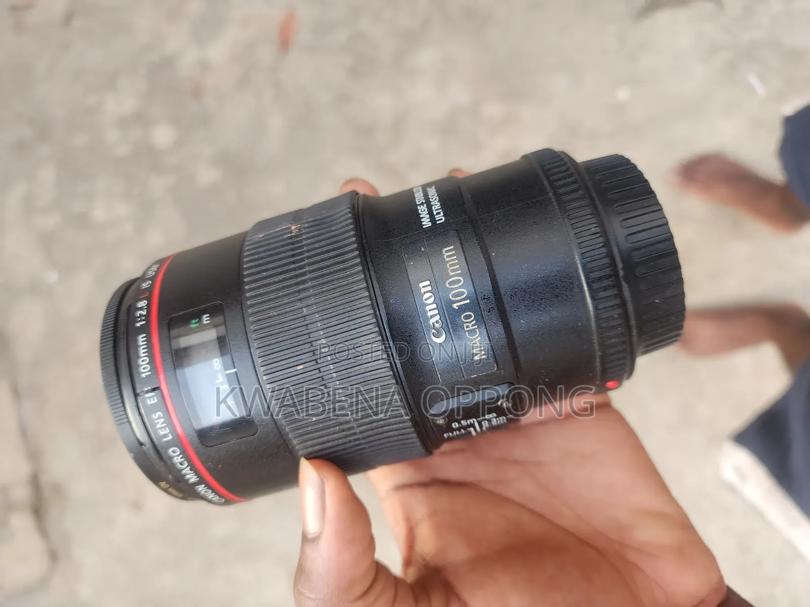 Canon 100mm F2.8