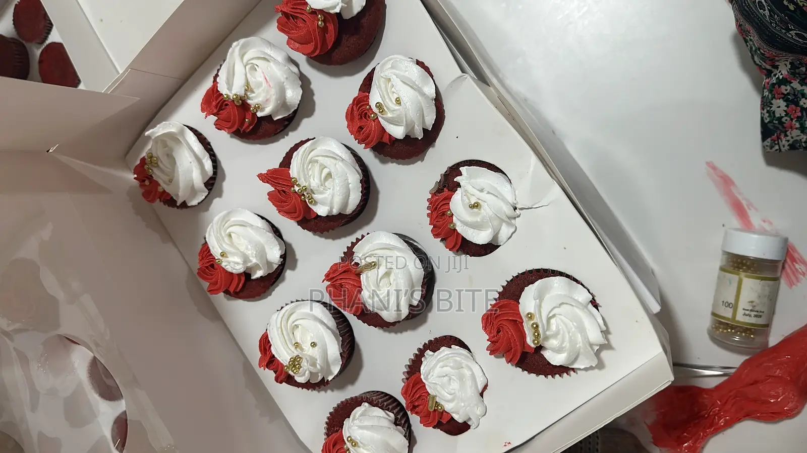 Cupcakes Available