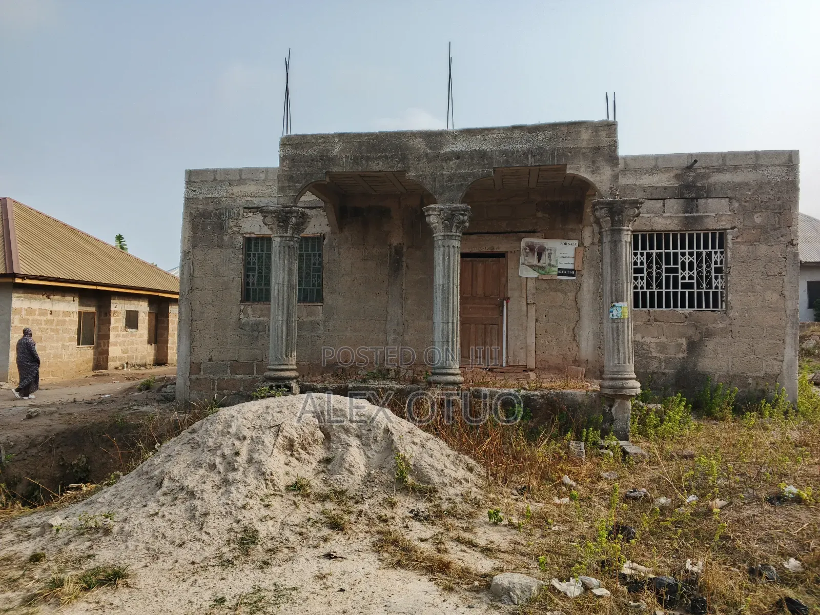Five Bedrooms Uncompleted Store Building
