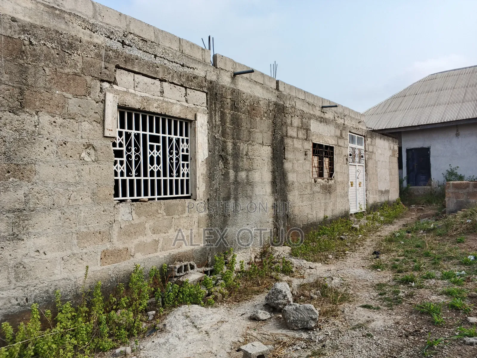 Five Bedrooms Uncompleted Store Building
