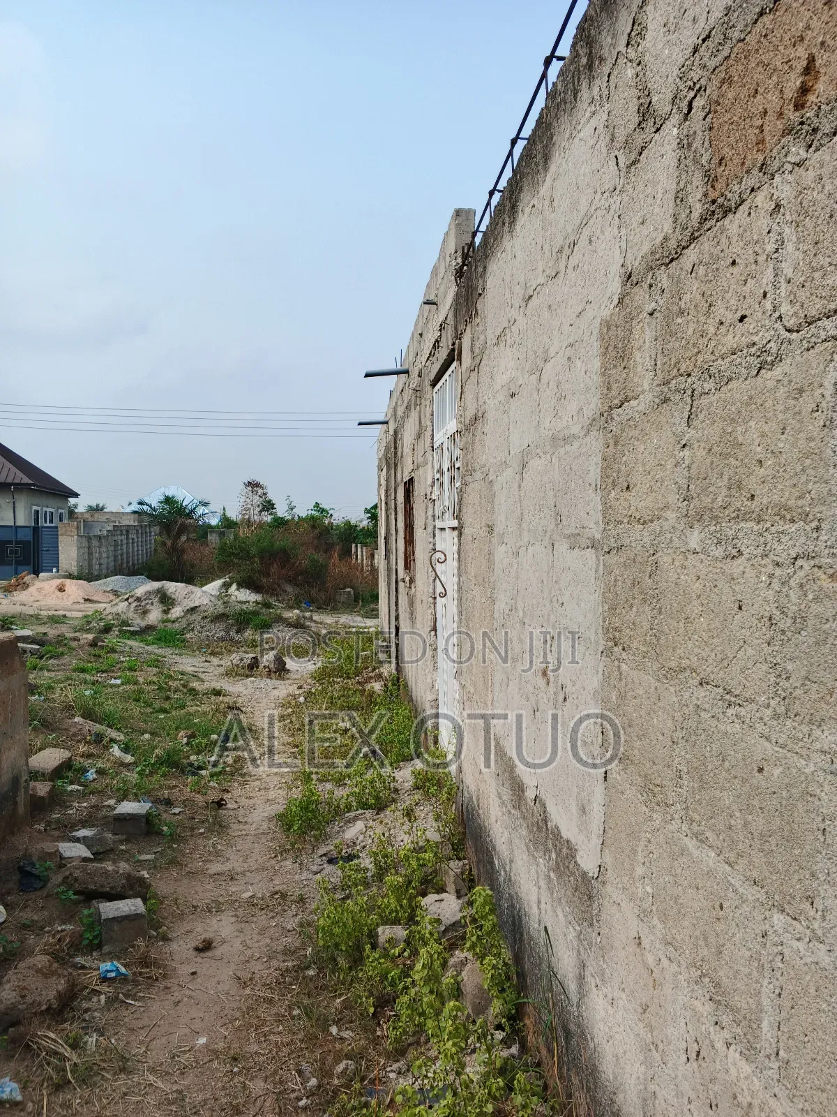 Five Bedrooms Uncompleted Store Building