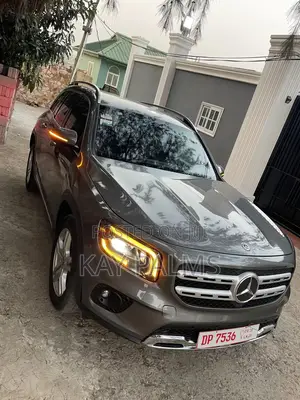 Mercedes-Benz GLB-Class 2022 Gray