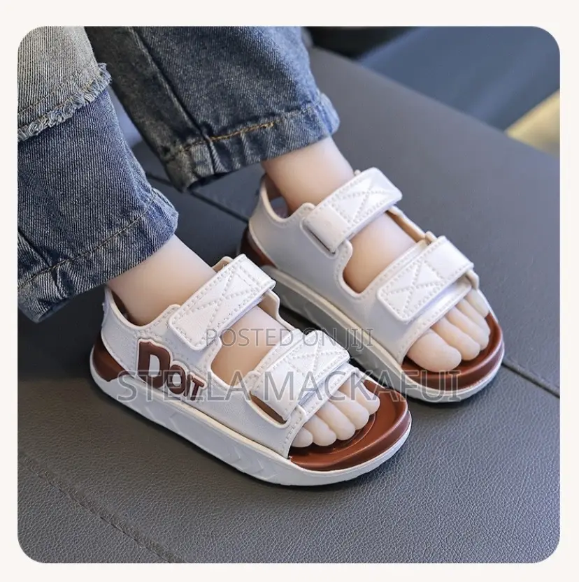 Unisex Sandals for Children Sizes , 29, And, 35 Only