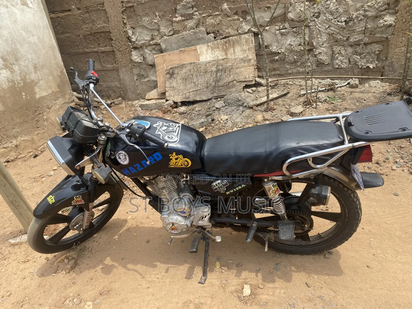 Royal Motorcycle 2021 Black