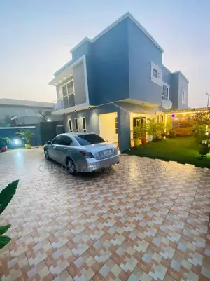 4bdrm Duplex in Sharp-Connect, Achimota for rent