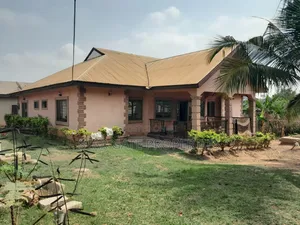 4bdrm House in Akropong, Kumasi Metropolitan for sale
