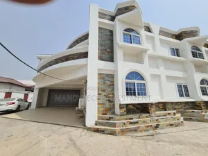 Classic 6 Bedroom Manson - Tema Com. 12