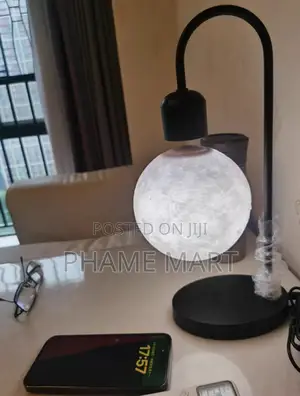 Levitation Moon Light