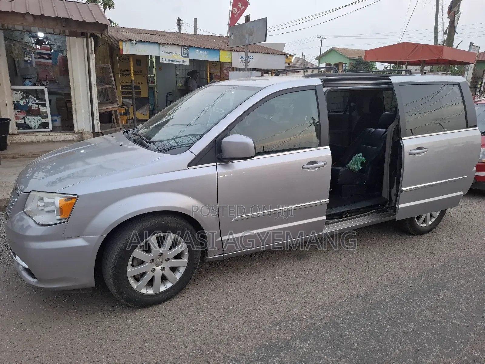 Chrysler Town&Country 3.6 2WD 2016 Silver