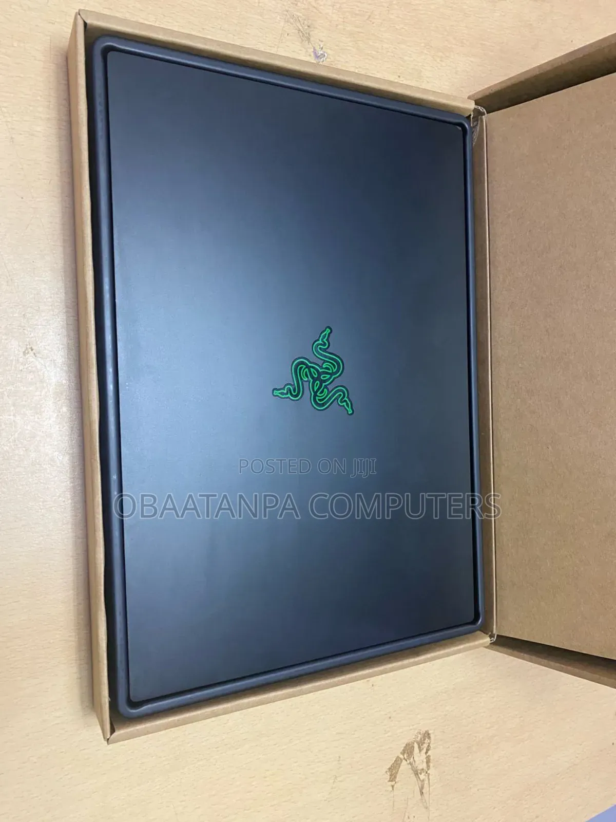 New Laptop Razer Blade Stealth 16GB AMD Ryzen 9 SSD 1T