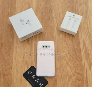 Samsung Galaxy S10e 128 GB White