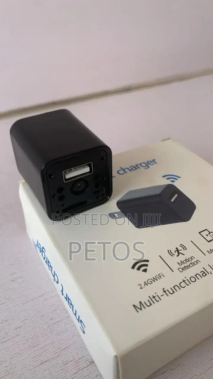 Smart Charger Spy Wi-Fi Camera