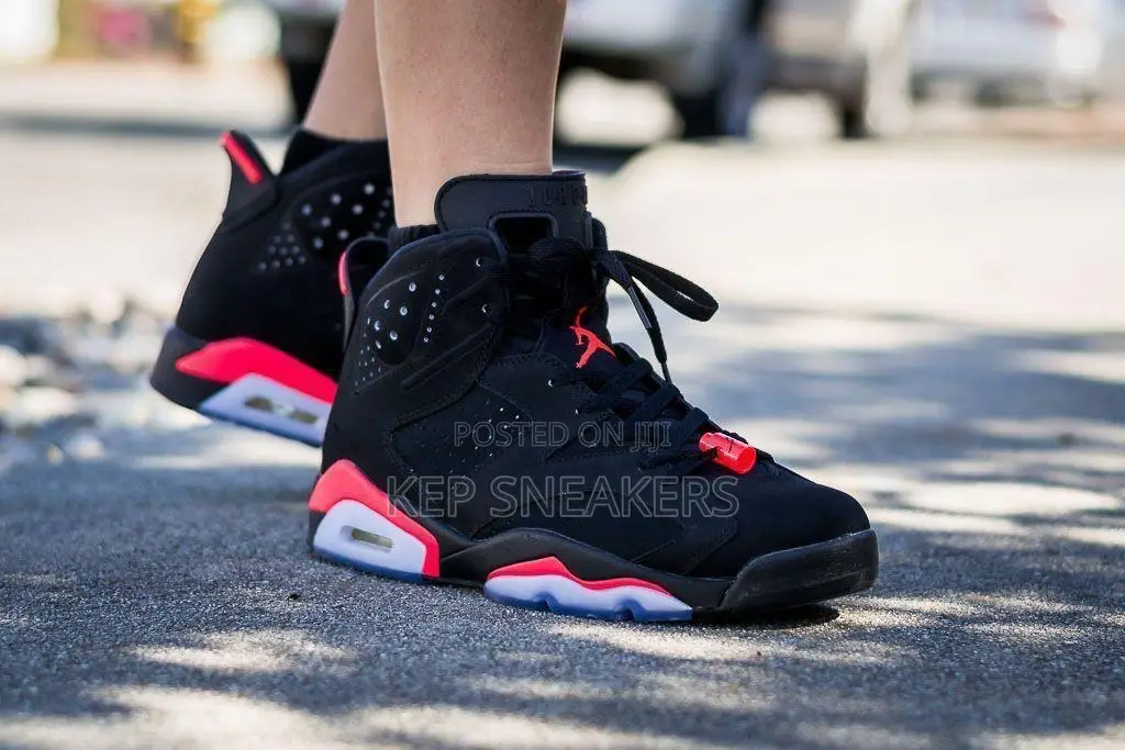 Nike Air Jordan 6 Retro
