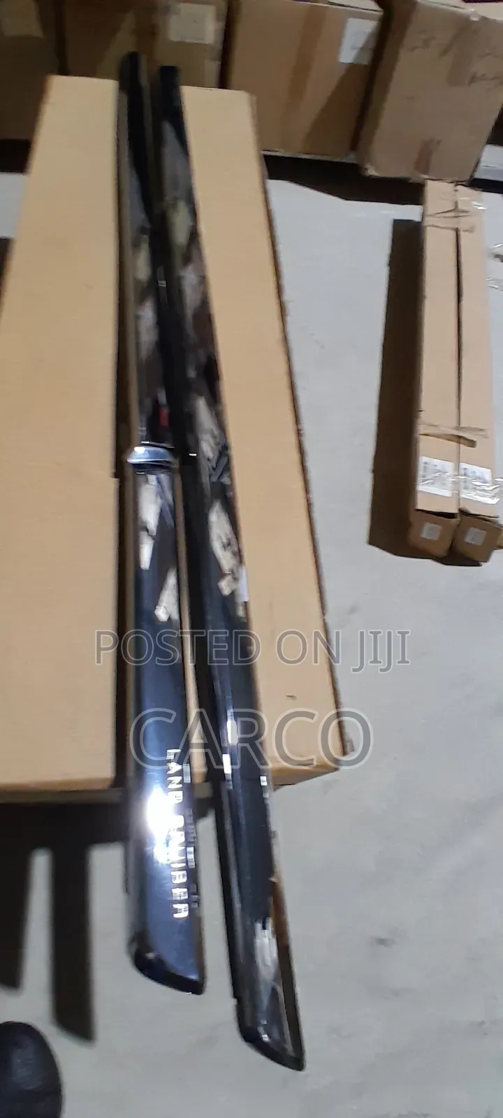 LC200 Side Moulding