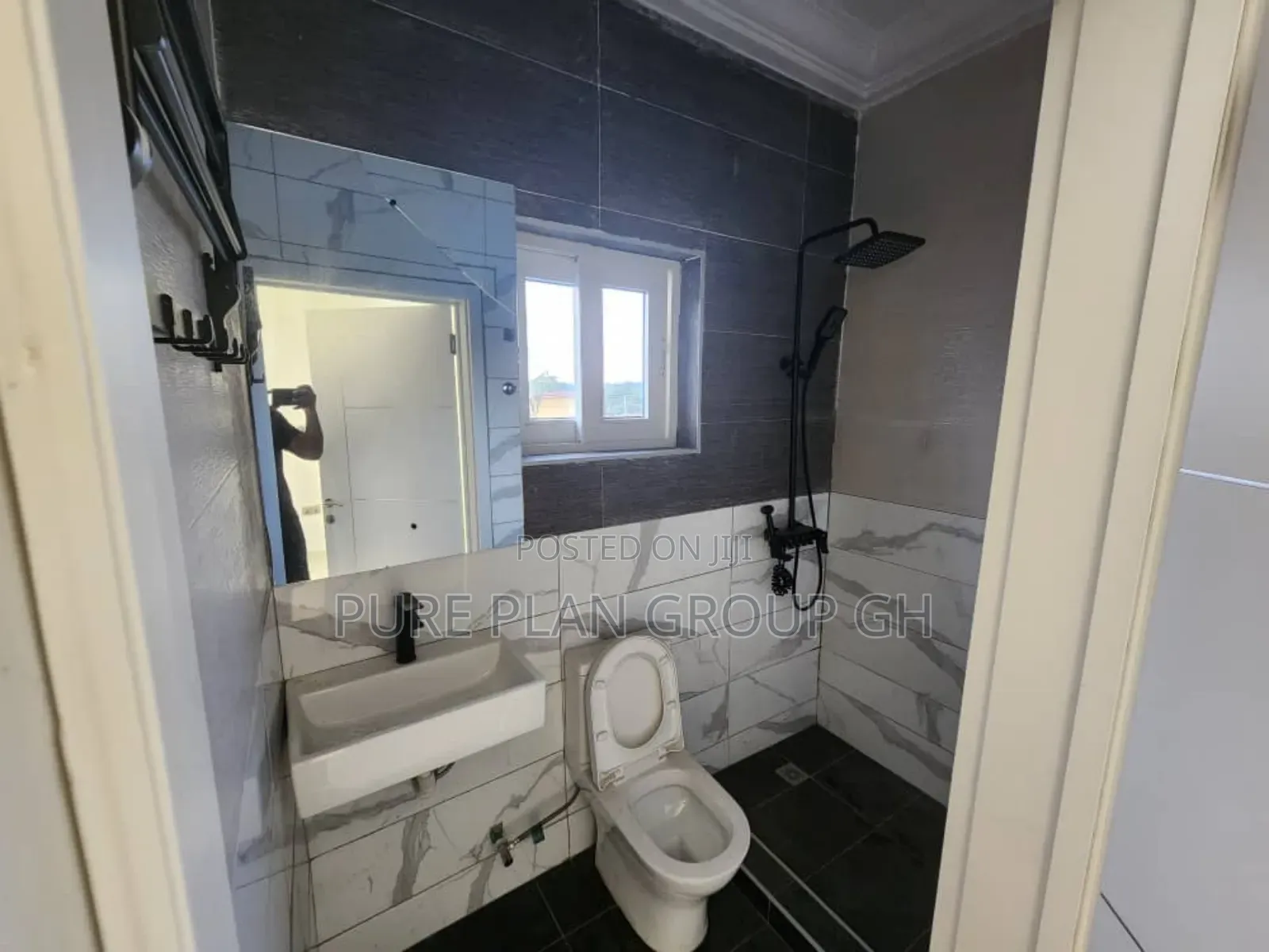 Furnished 2bdrm Apartment in Westland for rent