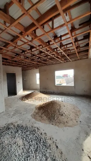 5bdrm House in Adjiringanor 69, Adjiriganor for sale