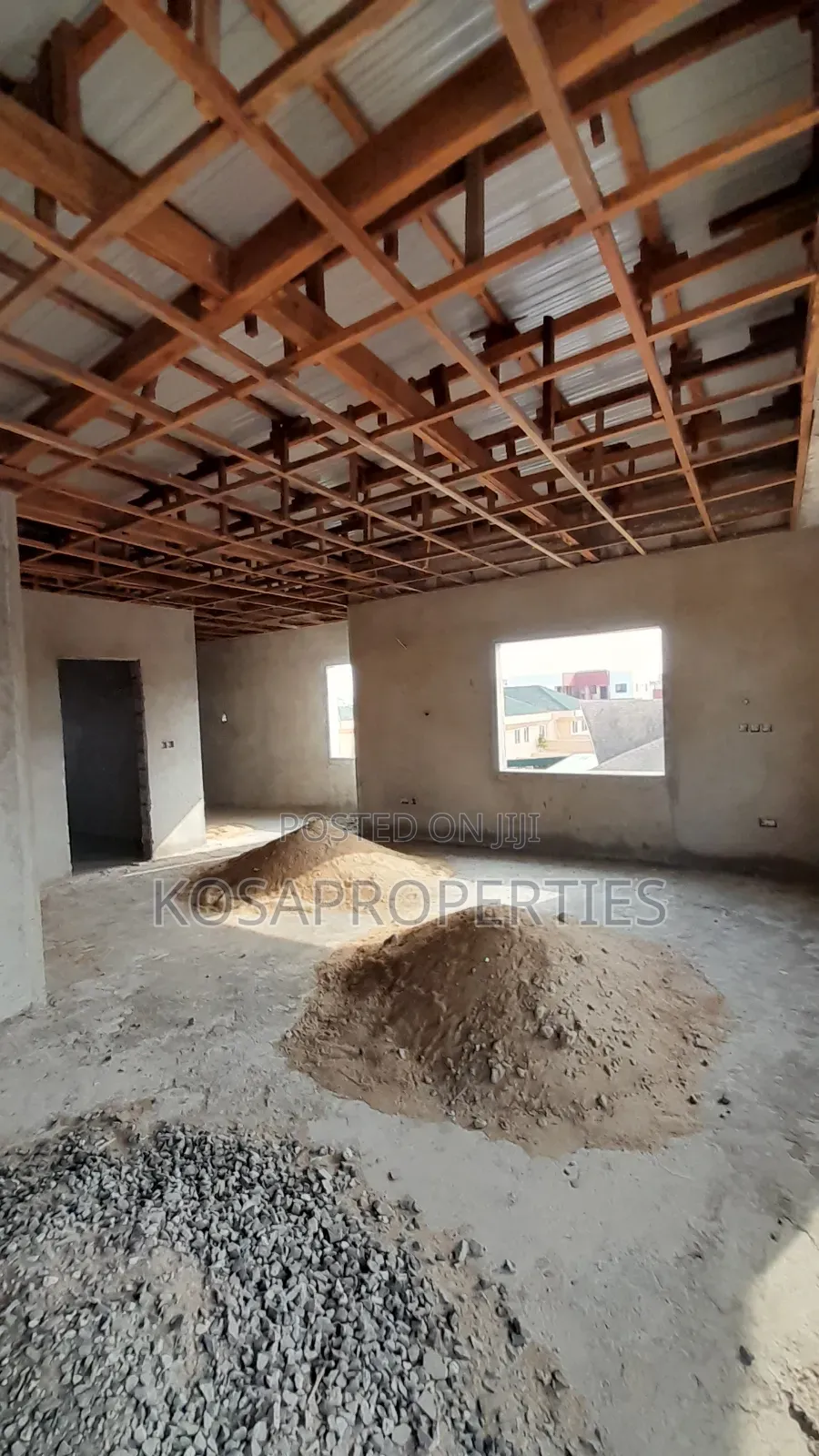 5bdrm House in Adjiringanor 69, Adjiriganor for sale