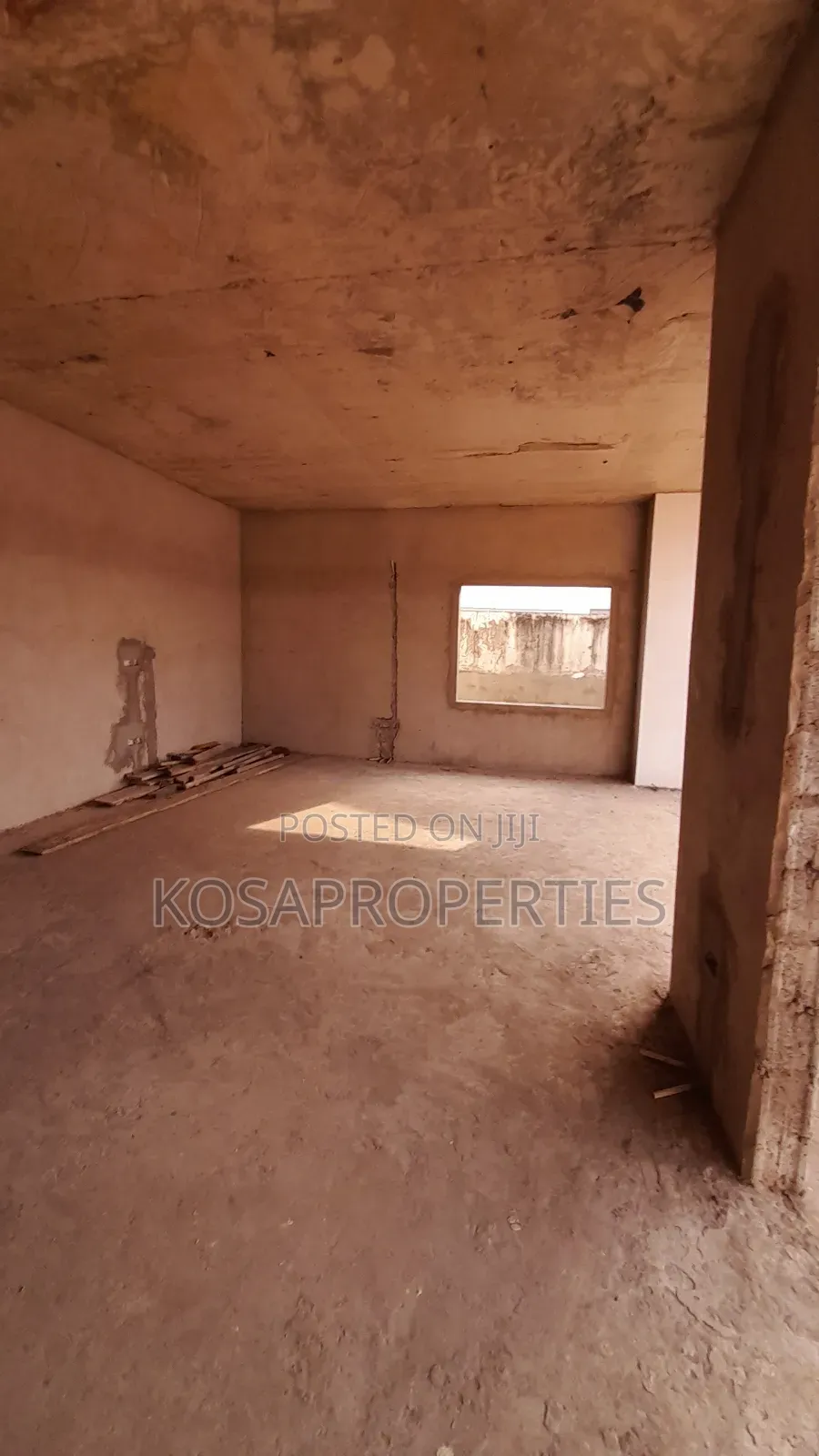 5bdrm House in Adjiringanor 69, Adjiriganor for sale