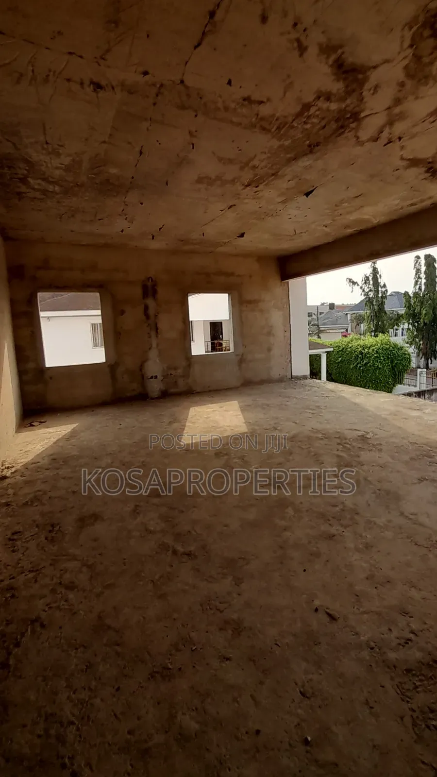 5bdrm House in Adjiringanor 69, Adjiriganor for sale