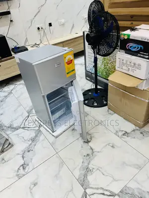 Powerful Chill Double Door Fridge Table Top Nasco Nasf-11