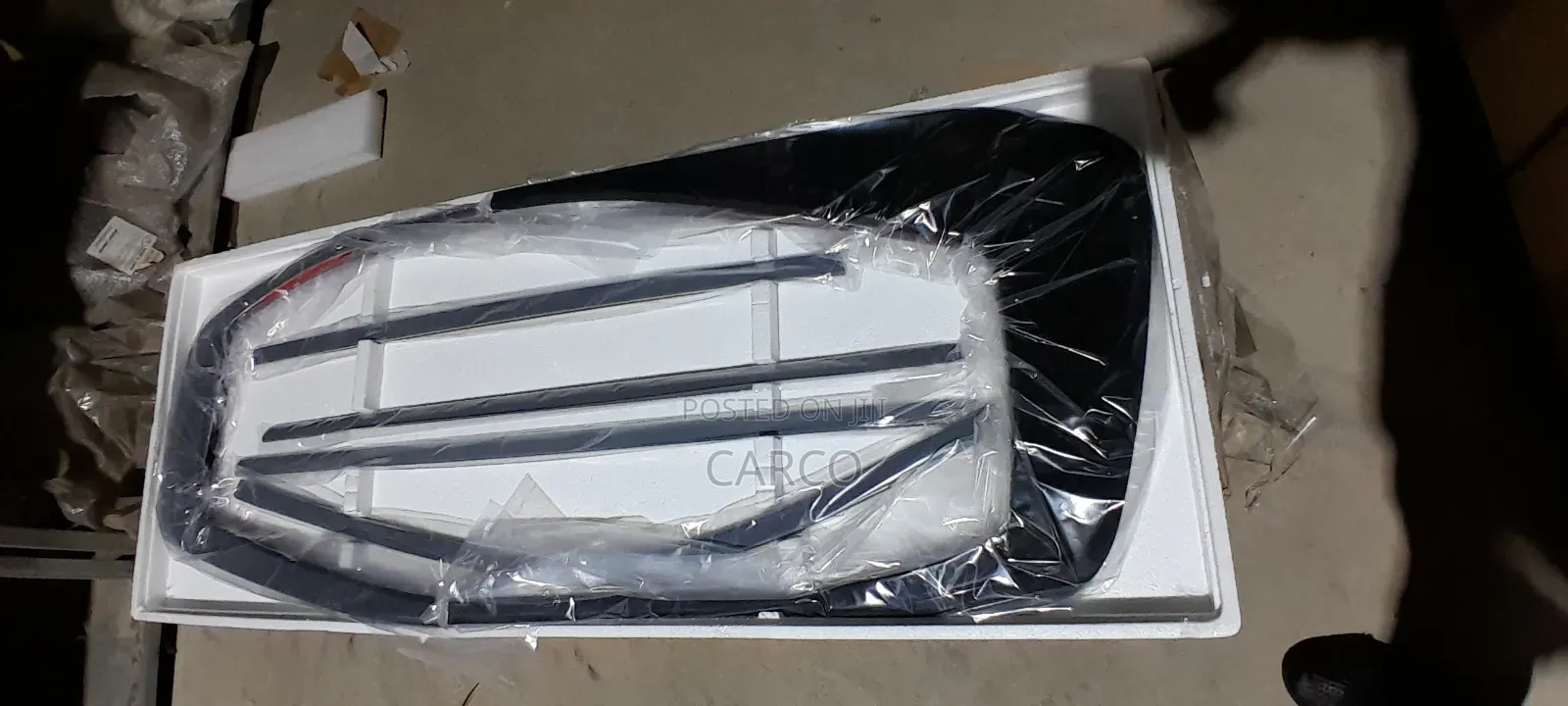 LC200 to LC300 Window Door Moulding