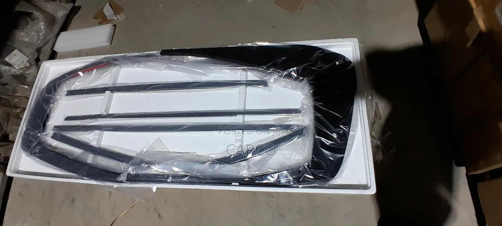 LC200 to LC300 Window Door Moulding