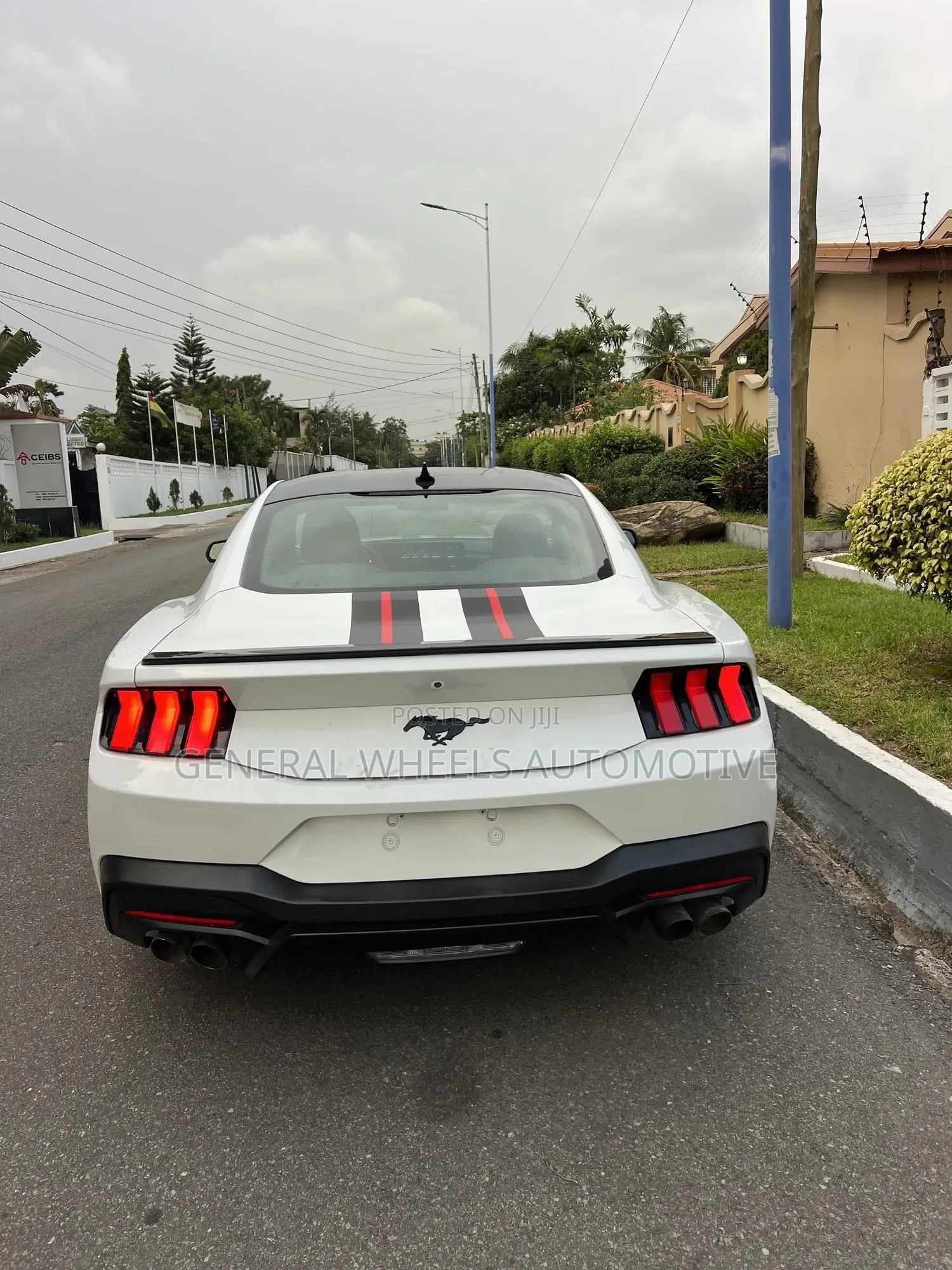 Ford Mustang EcoBoost Premium 2024 White