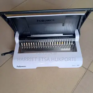 Brand New Uk Fellowes Star-150 Comb Binding Machine