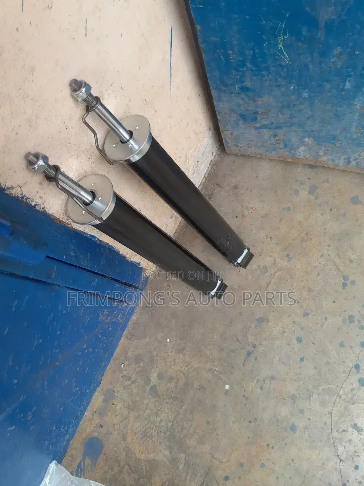 Chevrolet Cruze 2012 Back Shocks Absorbers